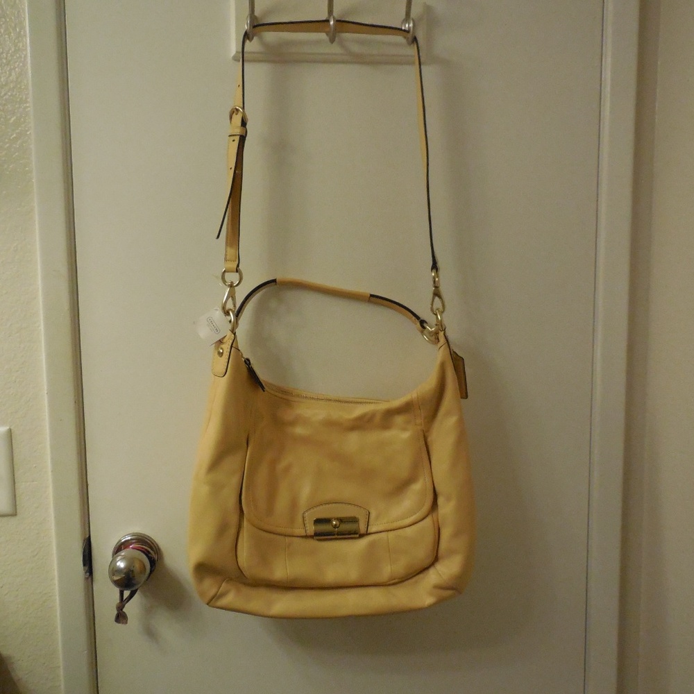 NWT Coach Kristen Leather Hobo Bag in Buttercup Butter Yellow